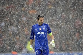 开云体育APP下载-戈麦斯一剑封喉，阿尔及利亚与罗马的焦点战中，一个被低估天才的终极正名