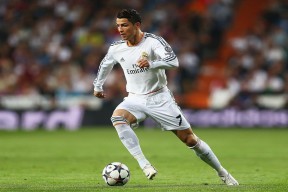 开云体育官方网站-布雷默拉满评分的背后，一场被智利强压的奥地利，如何映照足球的永恒悖论